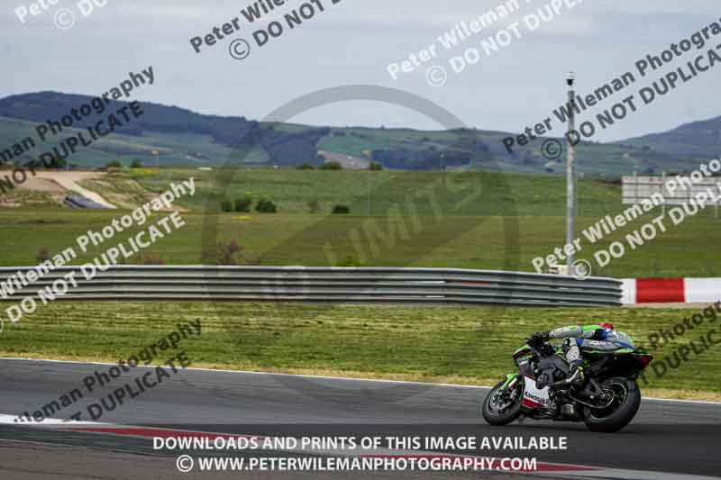 cadwell no limits trackday;cadwell park;cadwell park photographs;cadwell trackday photographs;enduro digital images;event digital images;eventdigitalimages;navarra;no limits trackdays;peter wileman photography;racing digital images;trackday digital images;trackday photos